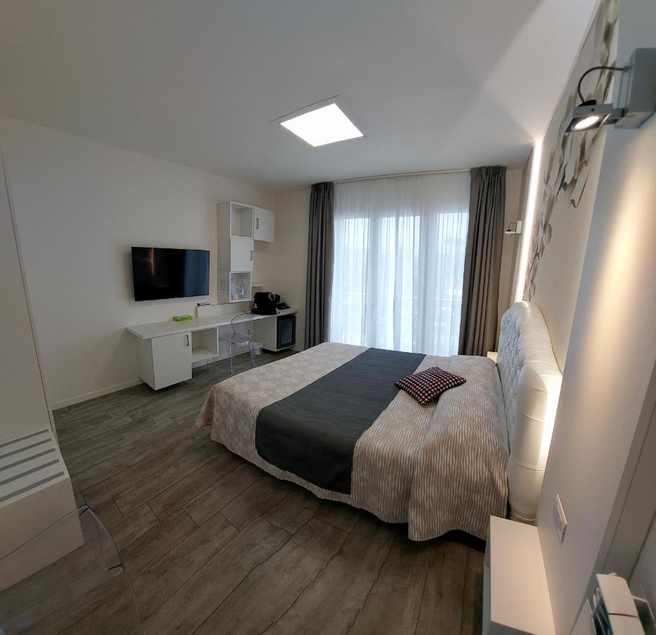 La Brise Hotel Marina di Pietrasanta Luaran gambar