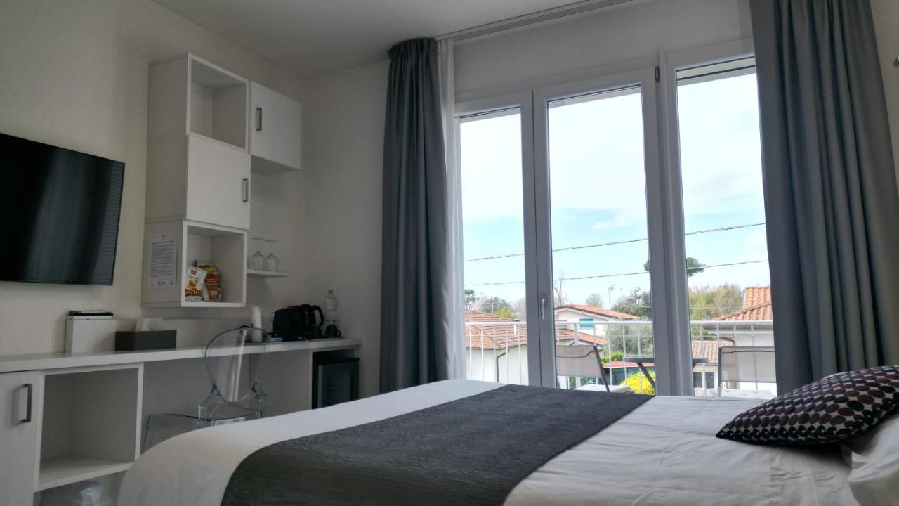 La Brise Hotel Marina di Pietrasanta Luaran gambar